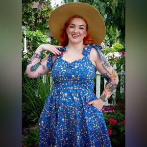 Heart of Haute Sarah swing dress bug novelty print insects retro pinup ModCloth